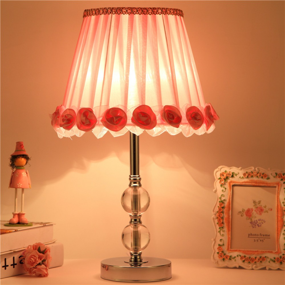 Table lamp bedroom bedside lamp modern simple warm warm dimming remote control wedding gift crystal table lamp