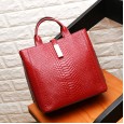 New leather handbags crocodile pattern first layer cowhide women's big bag shoulder messenger portable ladies bag