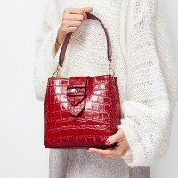 New women's bag spring and summer leather handbags crocodile pattern handbag shoulder messenger fashion bucket ladies bag
