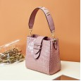 New women's bag spring and summer leather handbags crocodile pattern handbag shoulder messenger fashion bucket ladies bag