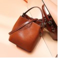 Summer new oil wax cowhide leather handbags wild portable bucket bag simple shoulder messenger bag