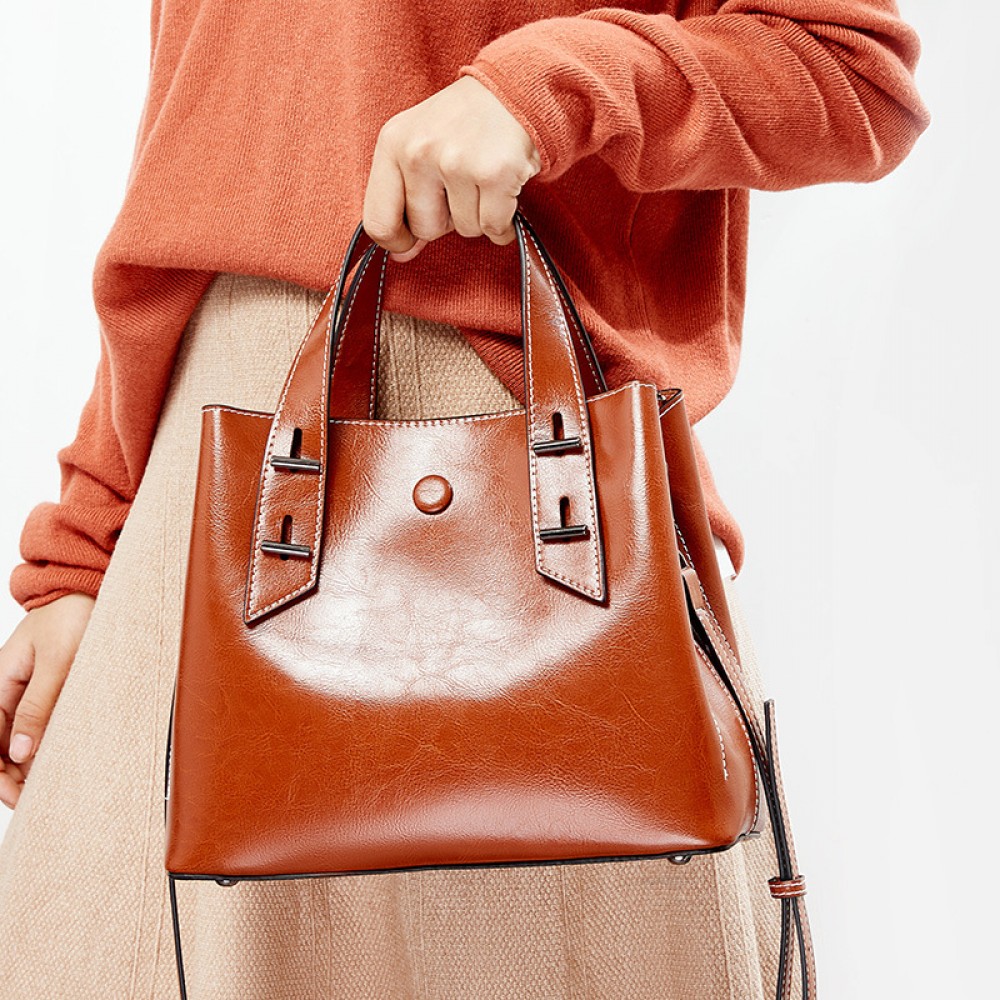 Bags women's new bucket bag fashion shoulder portable large capacity ladies leather handbags