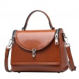 Spring and summer new cowhide female bag fashion doctor bag oil wax cowhide shoulder portable messenger ladies bag