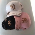 New tide brand baseball cap wild solid color hat small bee casual couple men and women shade cap