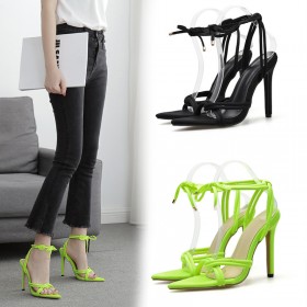The new spring street shooting fluorescent green ankle straps knotted fairy pointed catwalk female sandals 41 yards