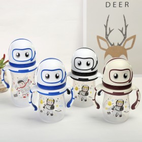 Wide diameter PP material robot bottle 1-3 years old baby bottle curved anti-fall bottle with handle